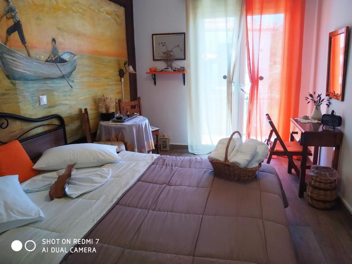 Violetta Rooms Koróni Buitenkant foto