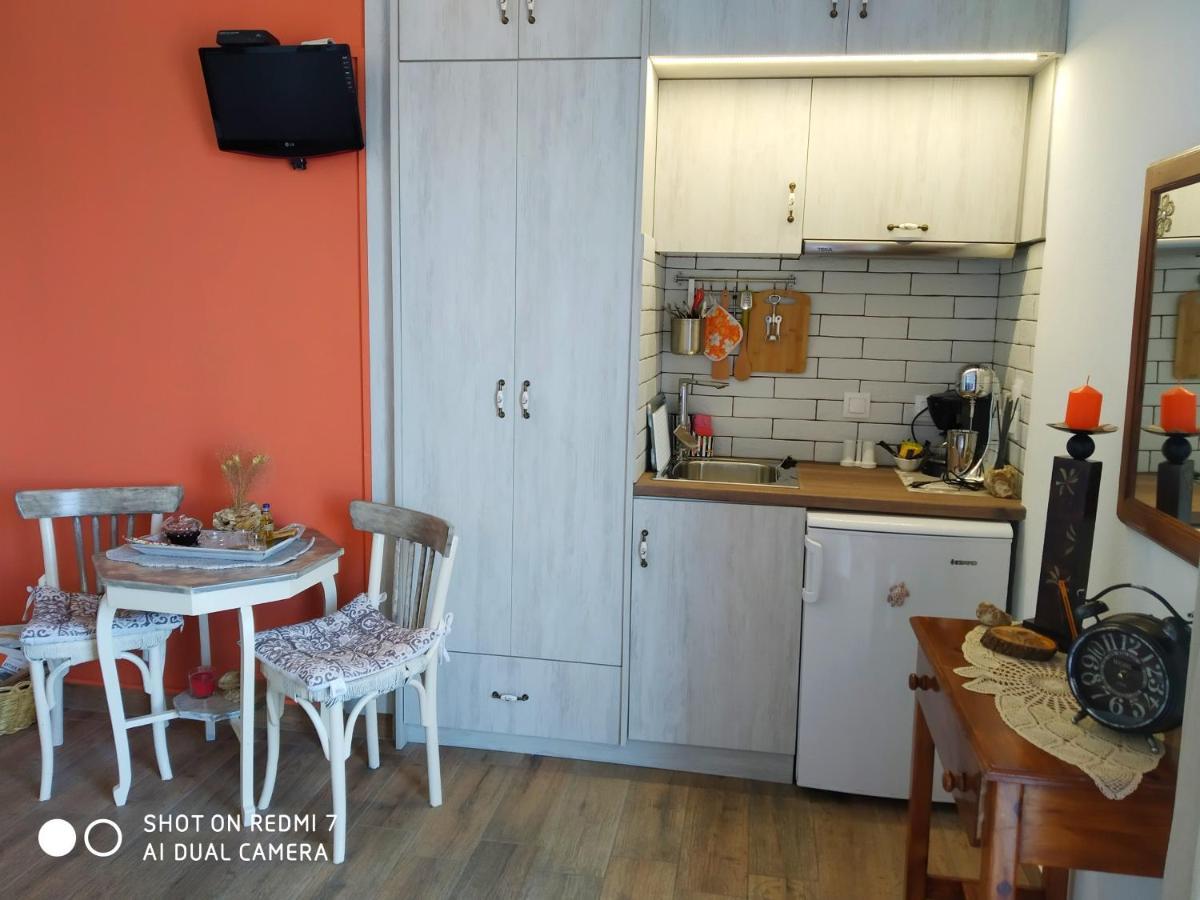 Violetta Rooms Koróni Buitenkant foto
